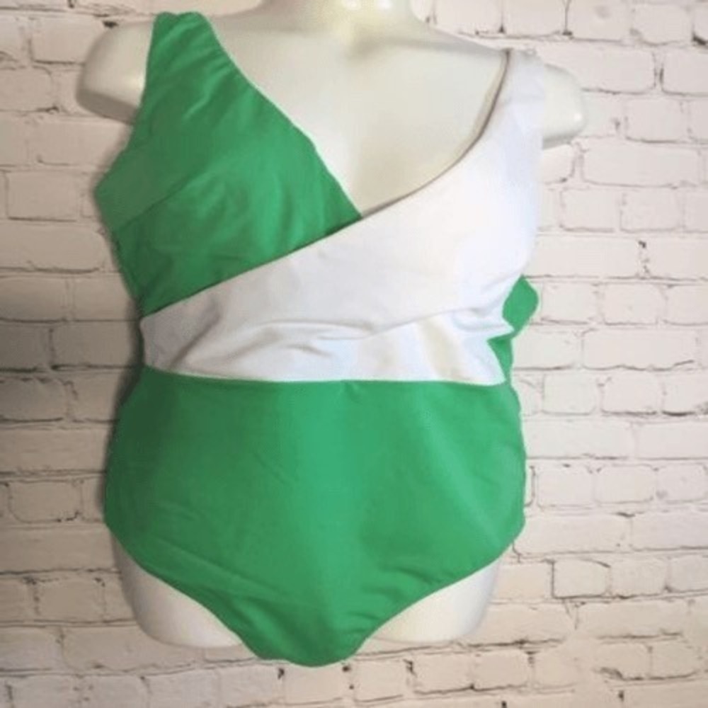 NWT Towowge Basic Green/White Colorblock One Piece Swimsuit Women 3‎ Ethiopia